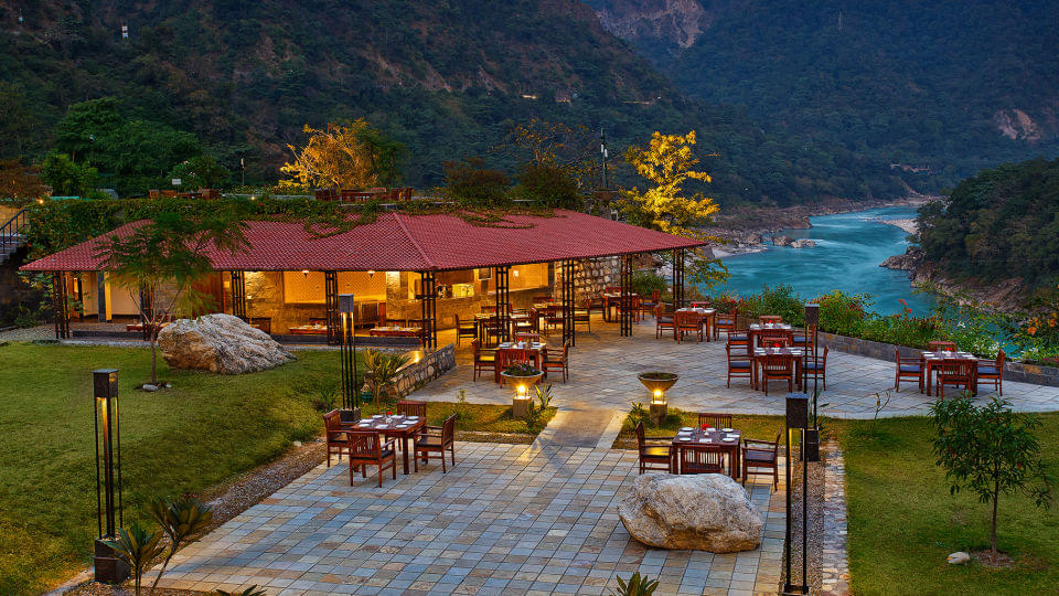 10 Resorts in Rishikesh With Swimming Pool | Upto 50% off