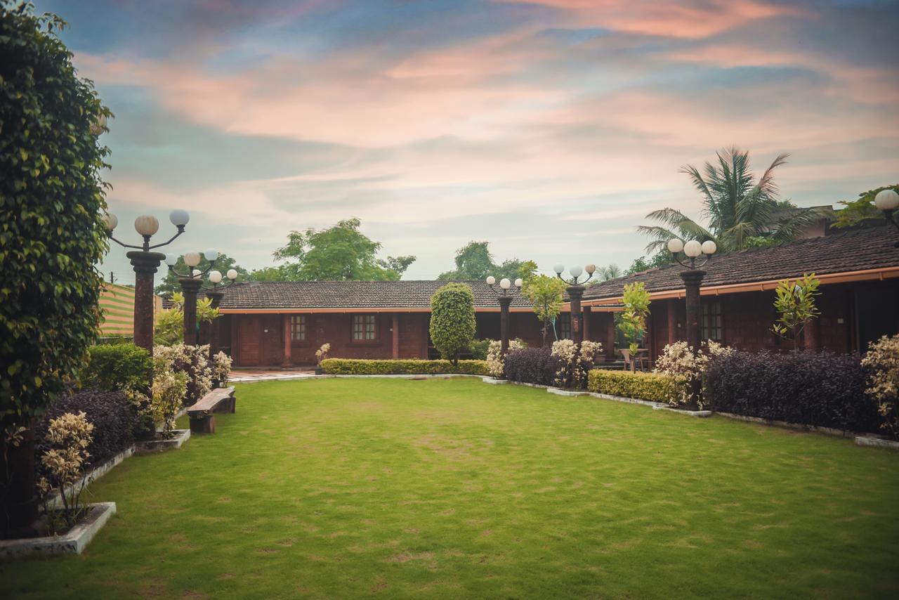 Red Stone Resort | Book Now & Get Flat 20% off