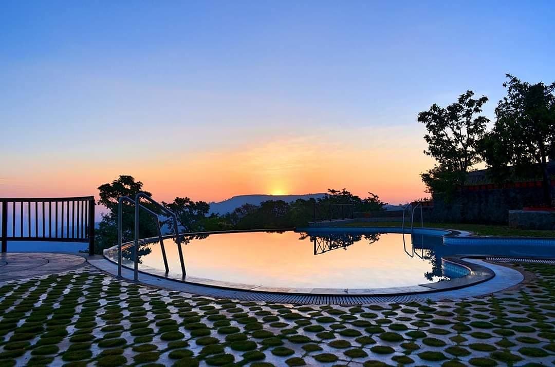 10 Resorts in Panchgani with Swimming Pool - {{year}}