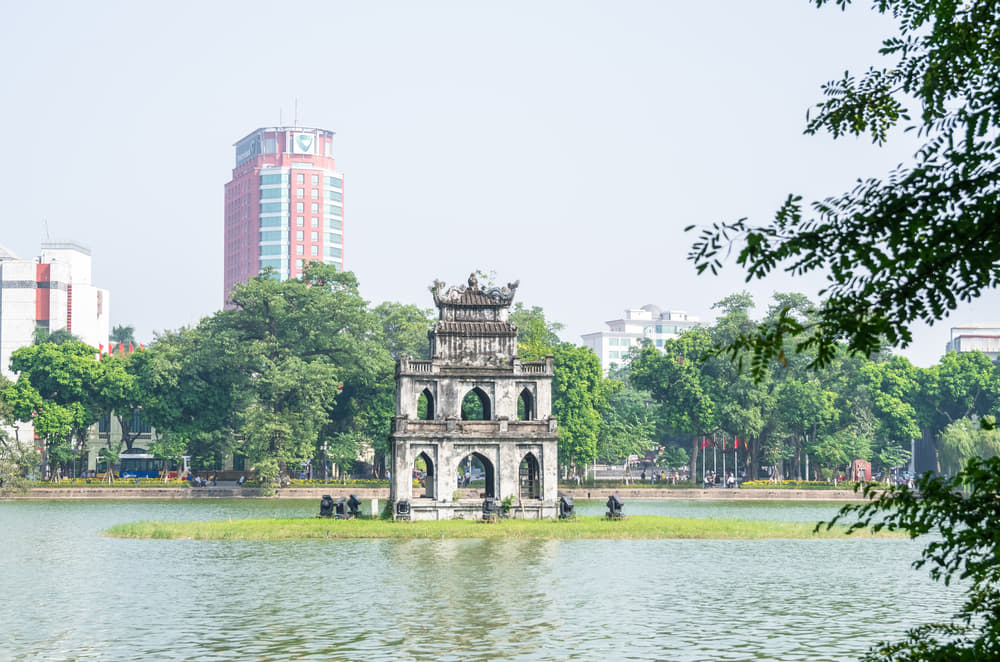 Taste the North and South of Vietnam 2022 | Flat 15% off