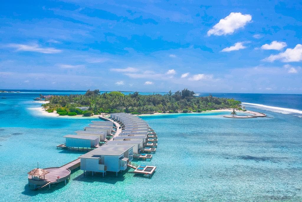 Holiday Inn Maldives Resort | Book Now @ Flat 20% off