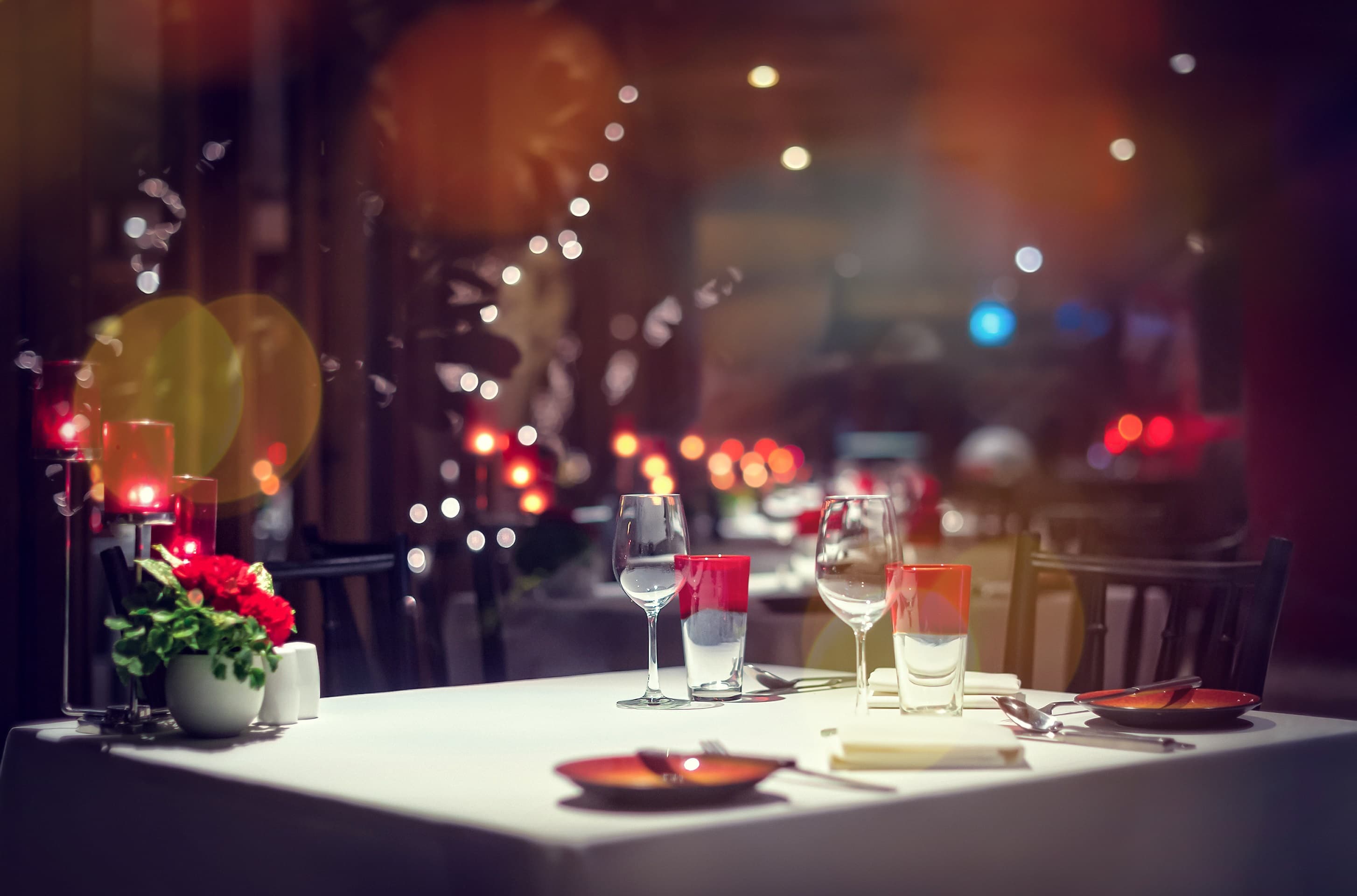 Luxury Outdoor Candlelight Dinner by Courtyard in Delhi