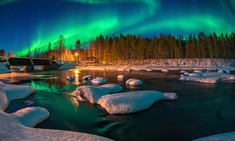 What Are The Required Conditions To Witness Northern Lights?