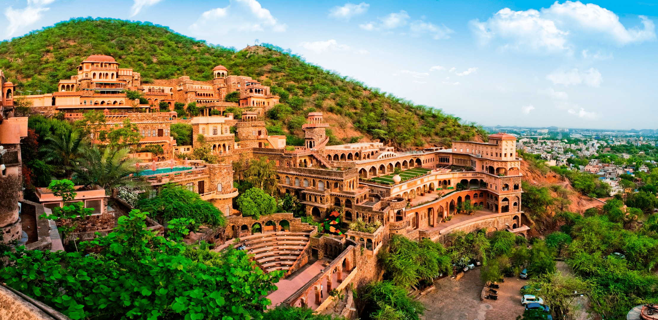 10 Tourist Places in Rajasthan Near Delhi: {{year}} (Updated)