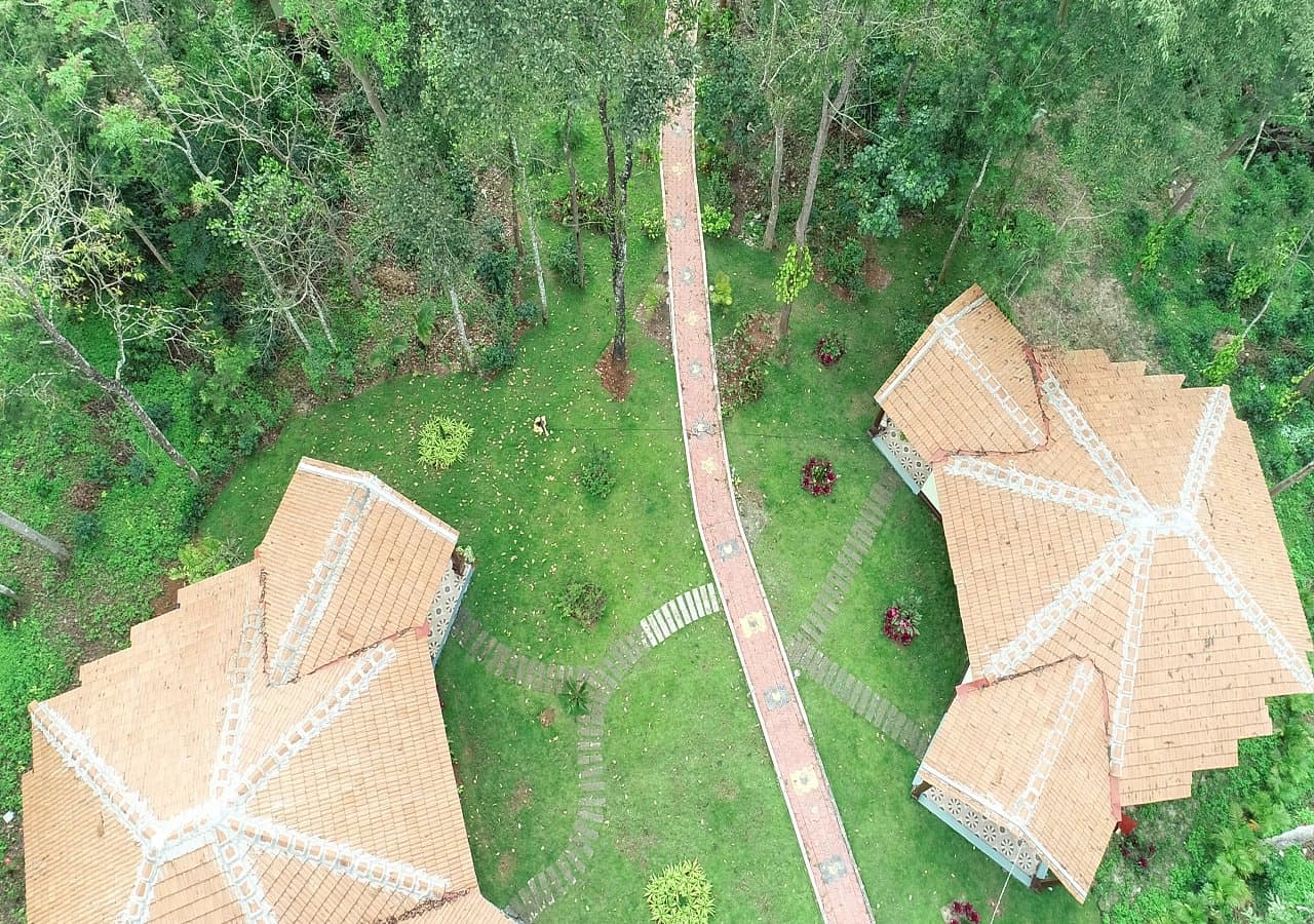 Private Homestay Cottages with Swimming Pool into the Woods, Sakleshpura