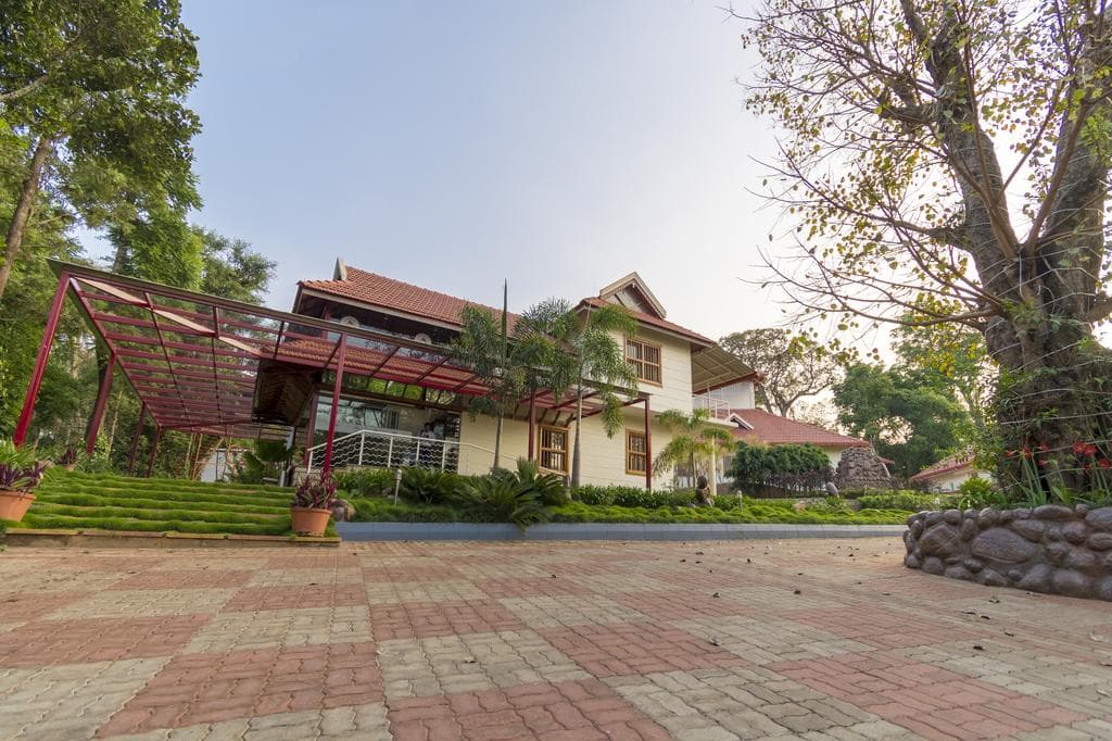 Heritage Luxury Resort in Chikmaglur