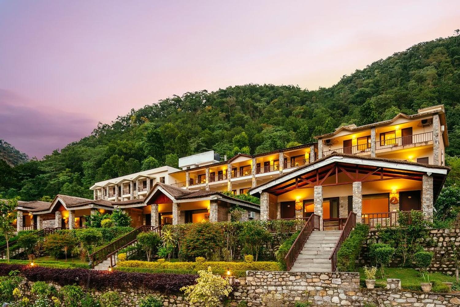 Treetop Riverview Resort, Uttarakhand