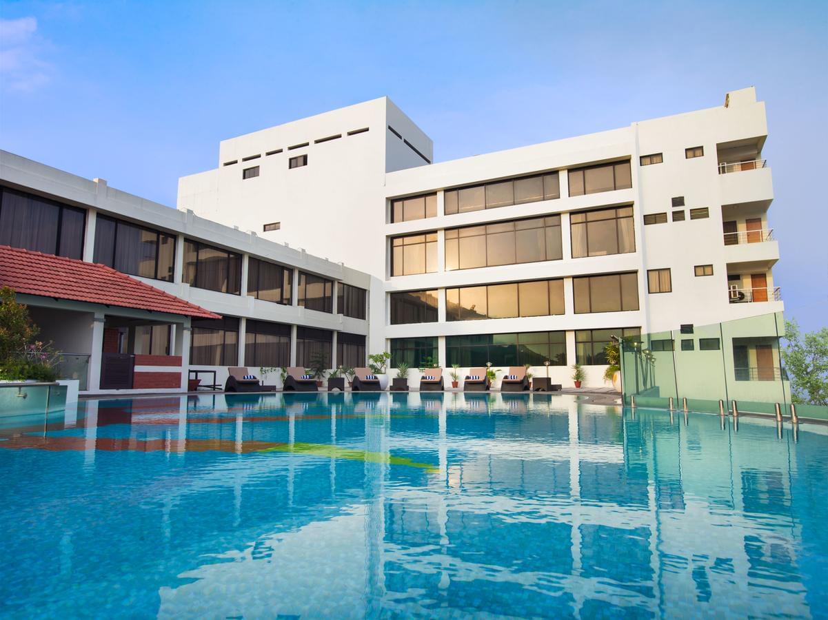 5 Homestays in Pondicherry with Swimming Pool, Get Upto 50% Off