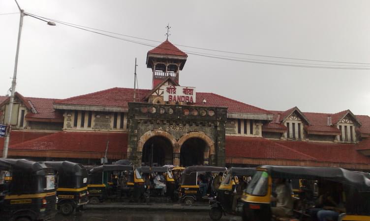 Bandra Railway Station