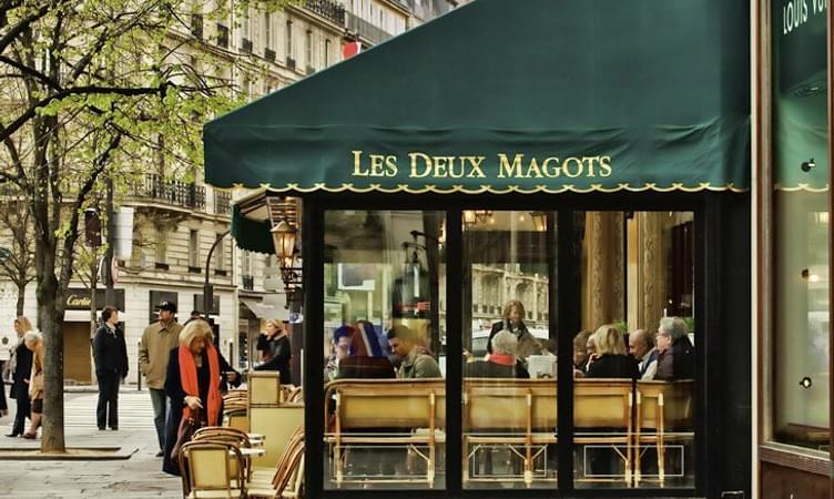 Bustling Boulevards & Legendary Cafés