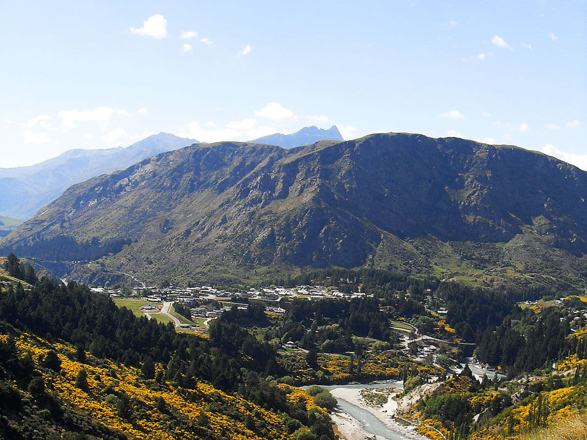 Hike to Queenstown Hill