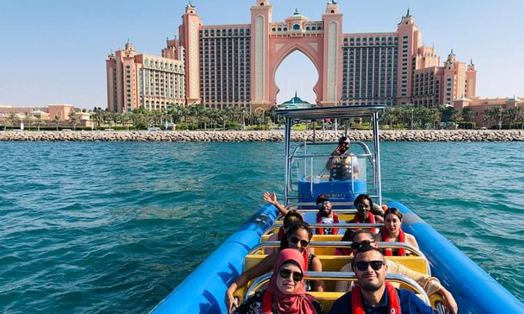 Take a Speedboat Tour around Dubai Marina