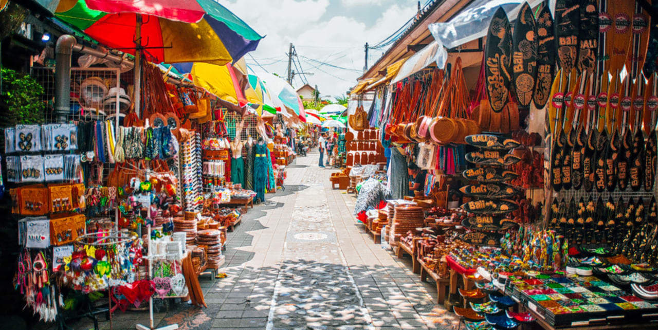 6 Markets in Seminyak That'll Satisfy The shopaholic in You
