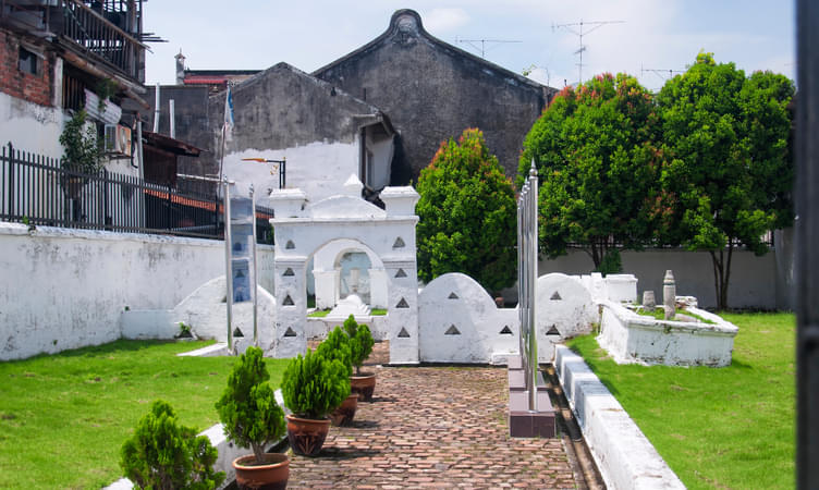 Visit Hang Jebat Mausoleum