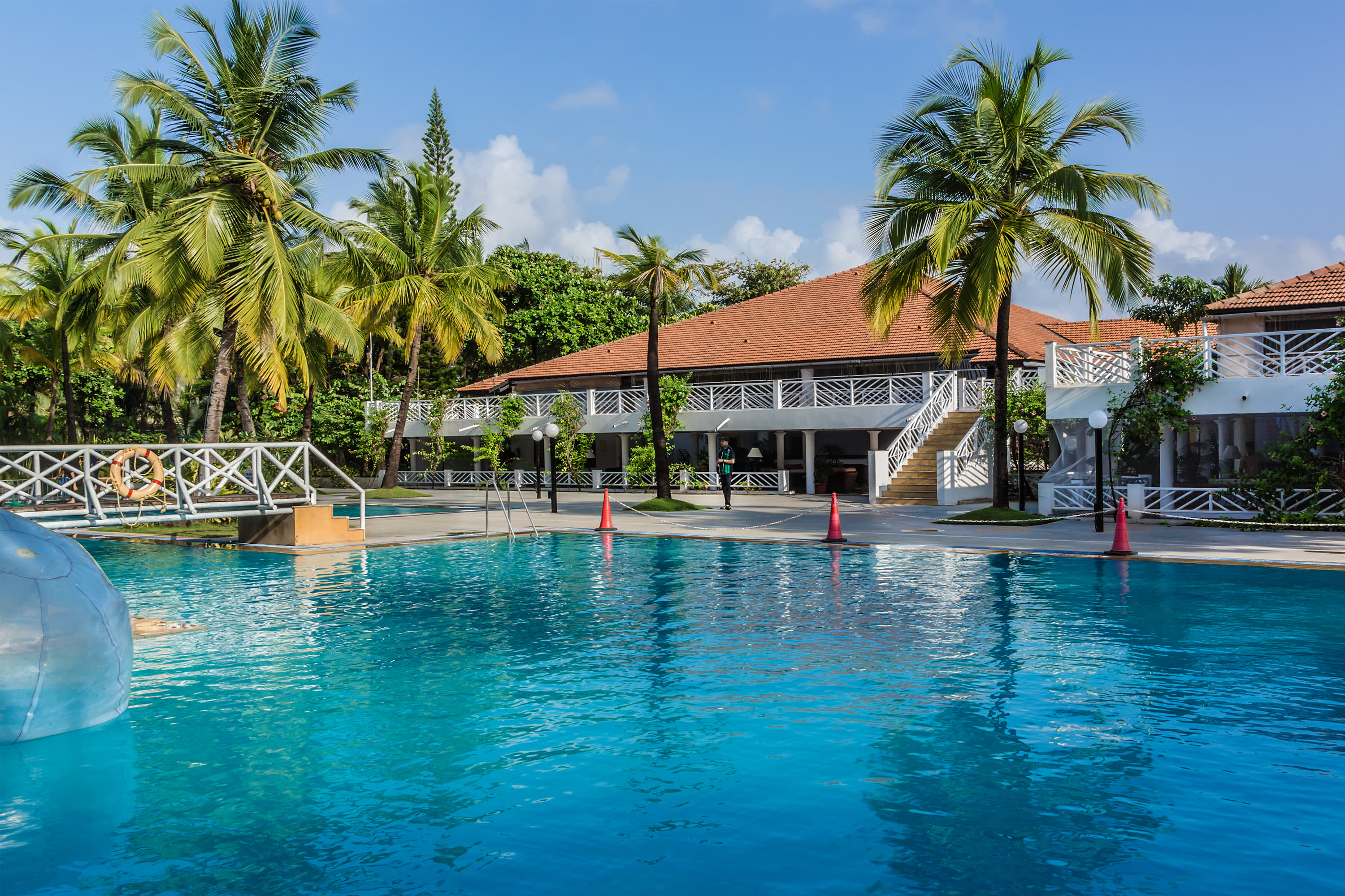 4 Star Beach Resorts In Goa: Upto 50% Off Deals