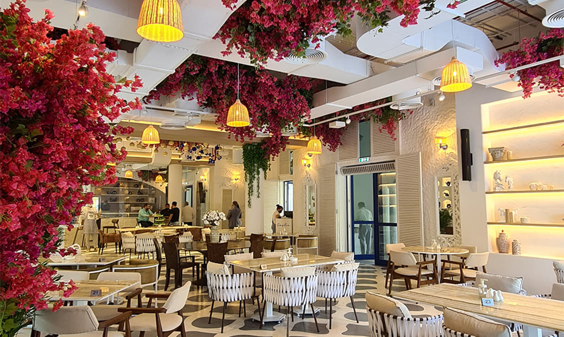 10 Outdoor Restaurants in Dubai To Enjoy Food With Best Views!