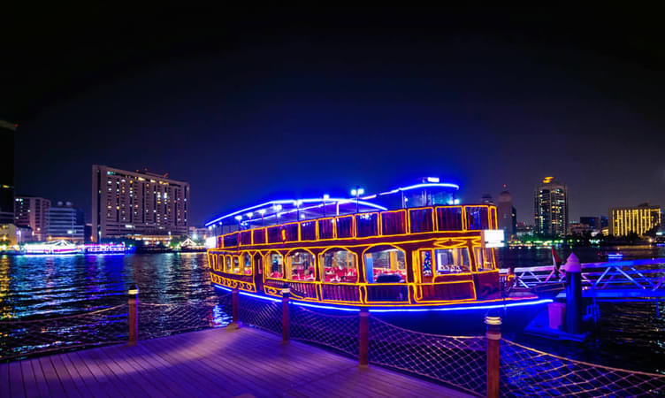 Dhow Cruise Dubai Marina 4-Star