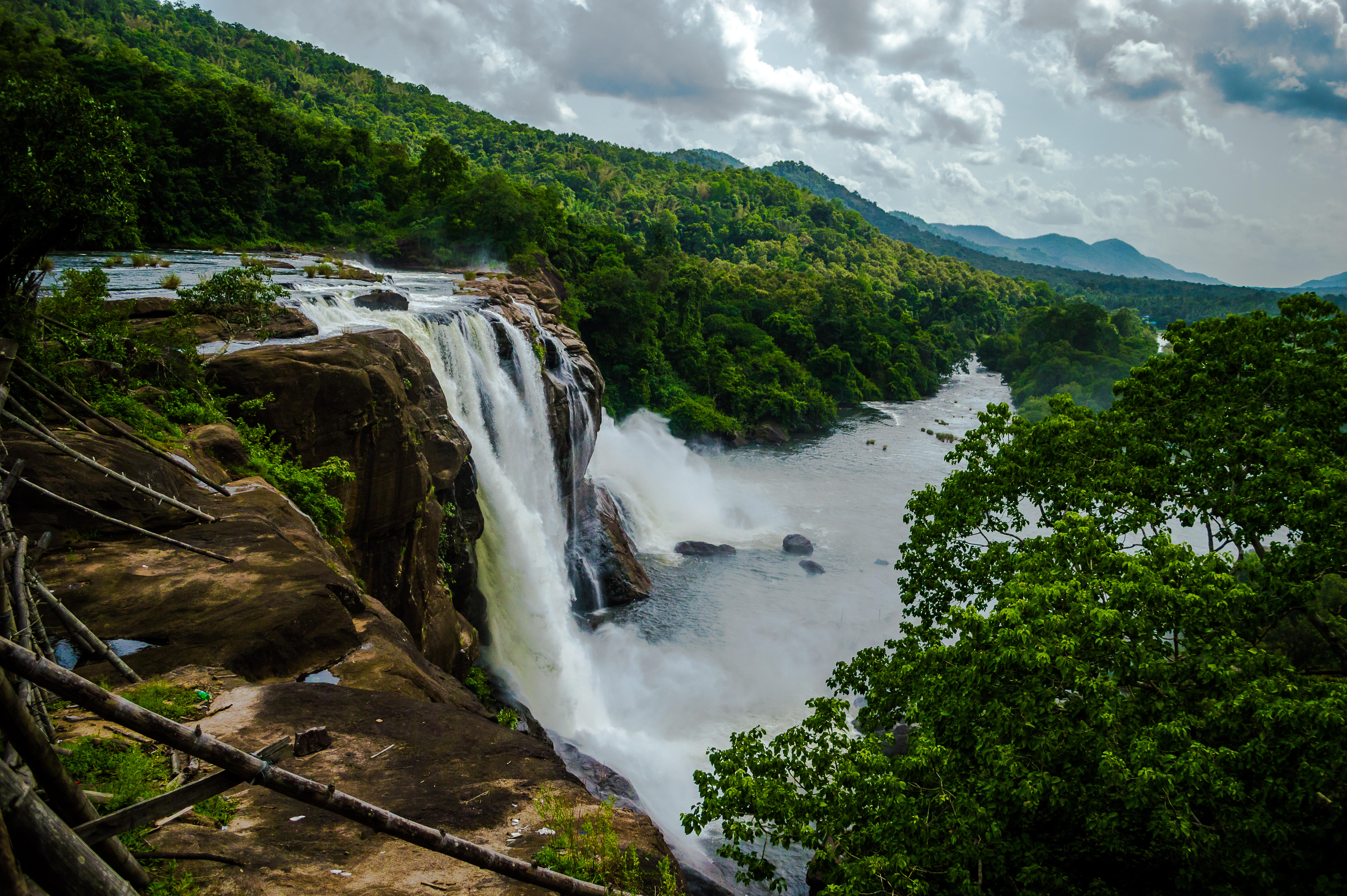7 Thekkady Waterfalls You Don't Want to Miss in {{year}}