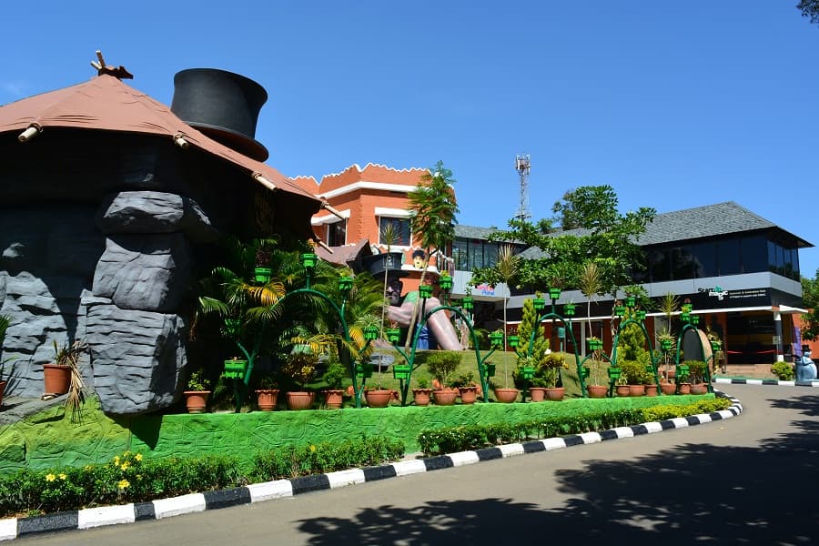 Magic Planet Theme Park