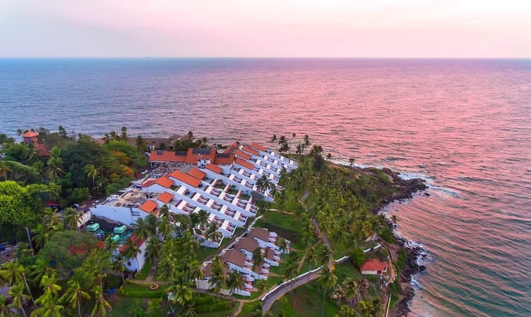 The Raviz 20 Best Resorts in Kerala for Family | Book Now @ Upto 50% Off