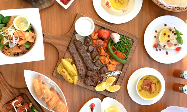 Dine at Al Shorfa Restaurant & Cafe
