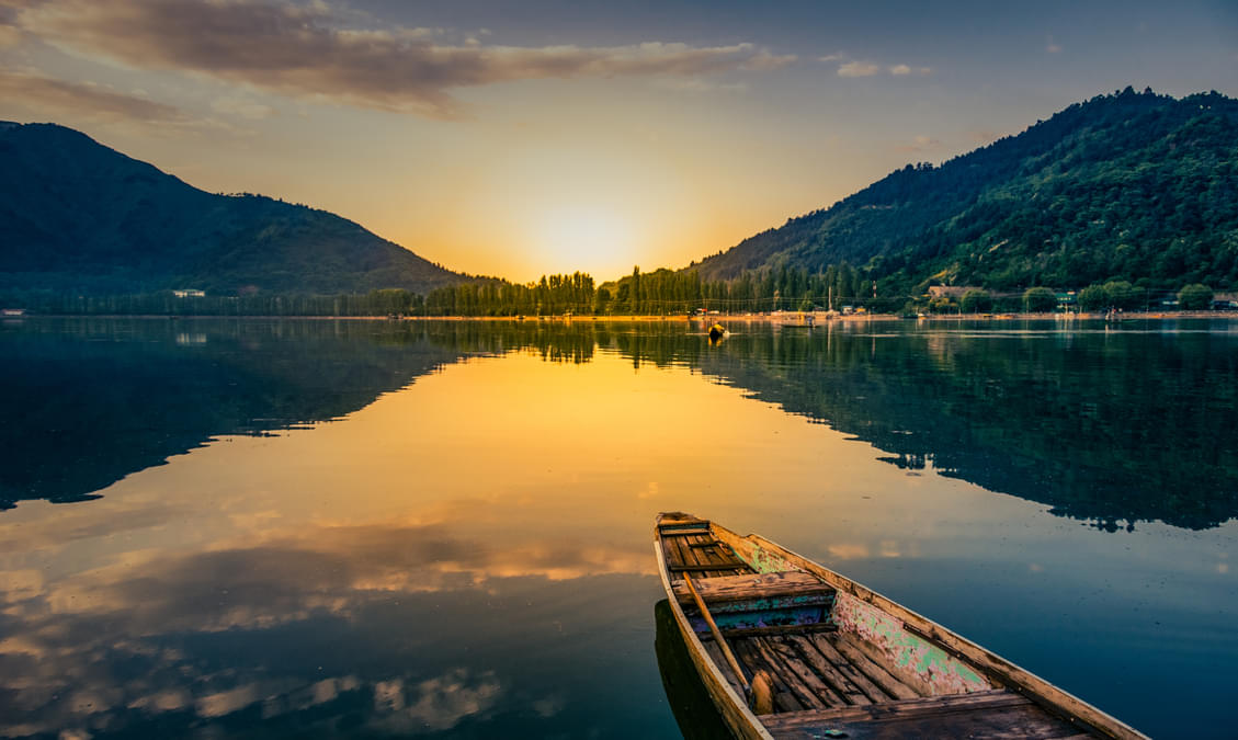 15 Lakes in Jammu & Kashmir You Must Visit in 2024