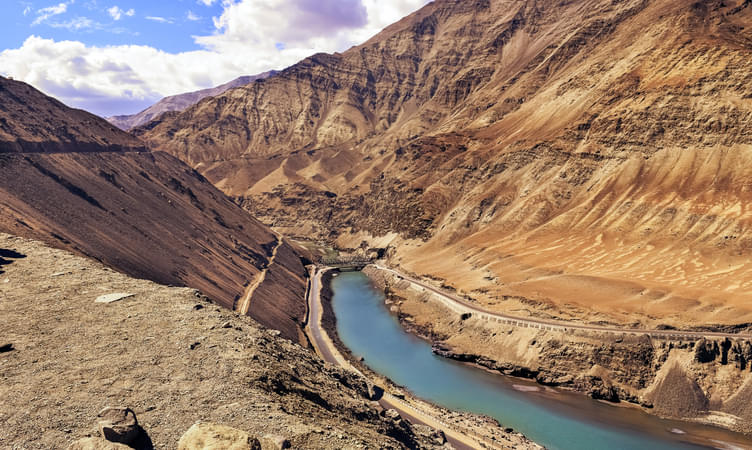 Route from Leh to Pangong in June