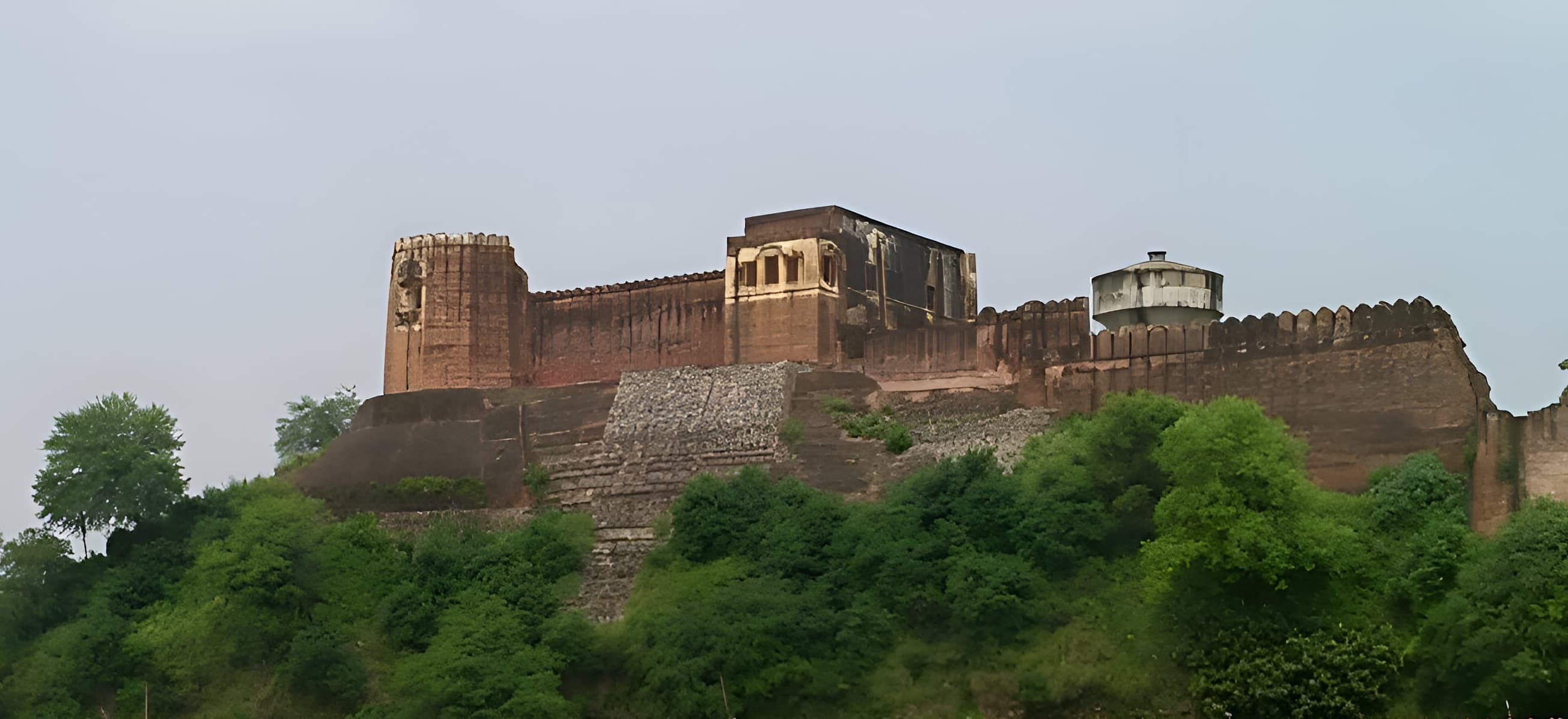 Akhnoor Fort