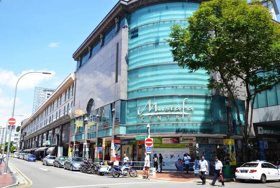 Shopping at Mustafa Center