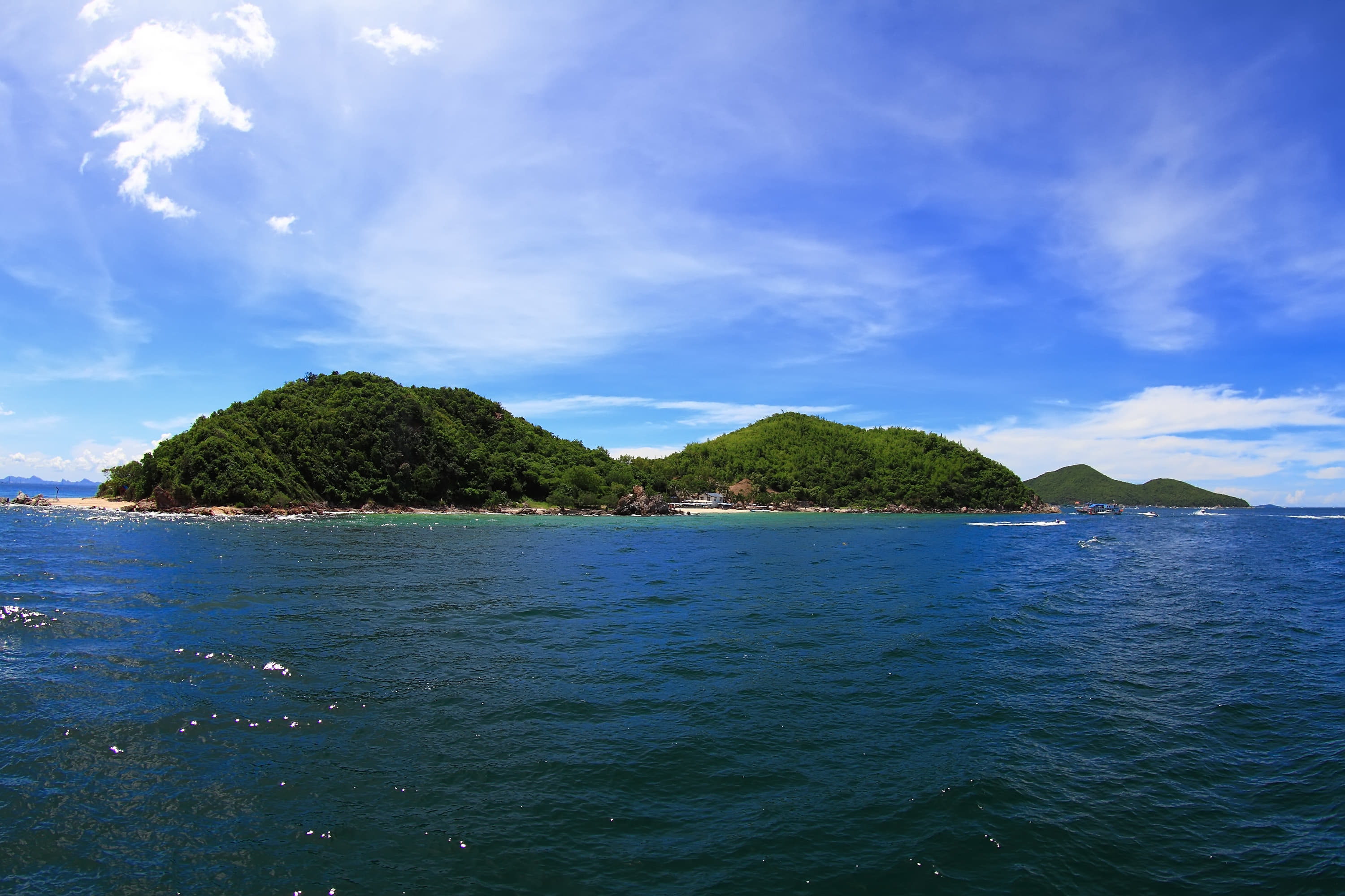 Koh Larn (Coral Island)