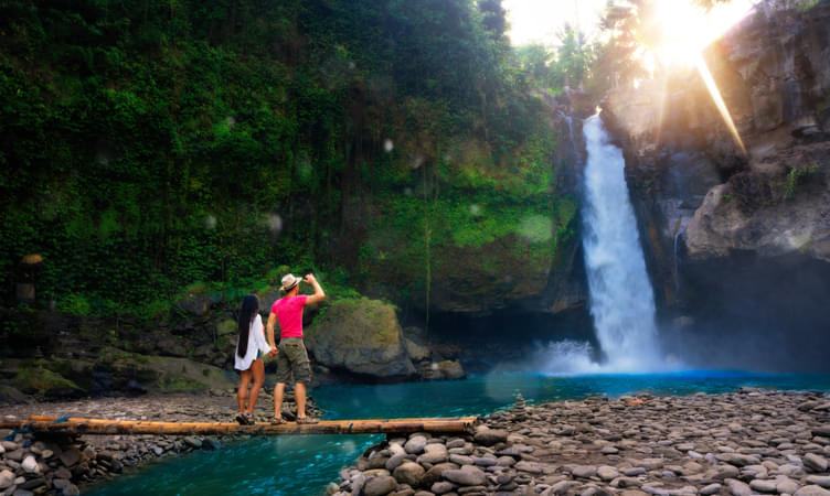 Witness the Beautiful Tegenungan Waterfall