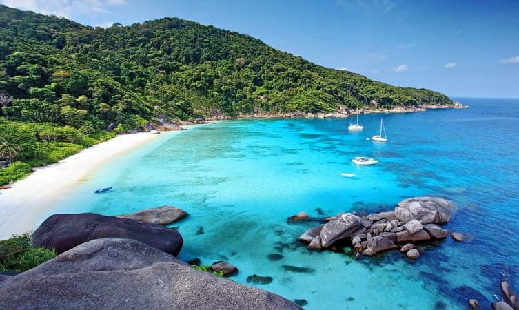 How to Get to Similan Islands From North Areas 