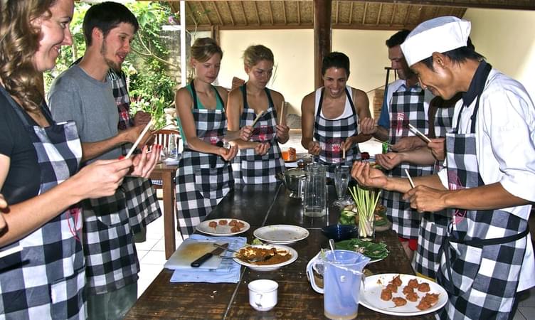 Polish your culinary skills at Balisene themed Cooking Classes