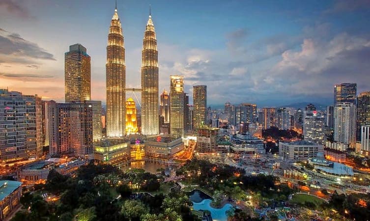 15 Things to Do in Kuala Lumpur in One Day | Get Upto 35% Off!