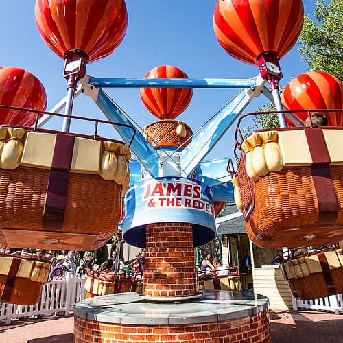 James and the Red Balloon