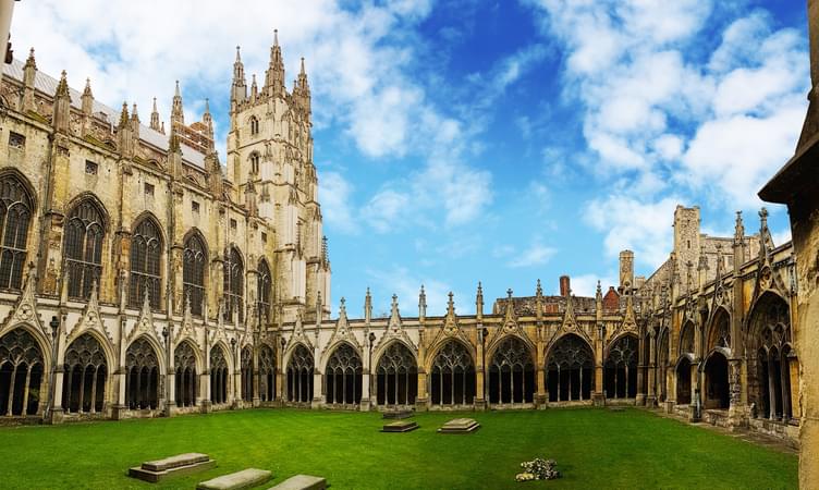 20 best places to visit in england 1661923688 shutterstock 530900836
