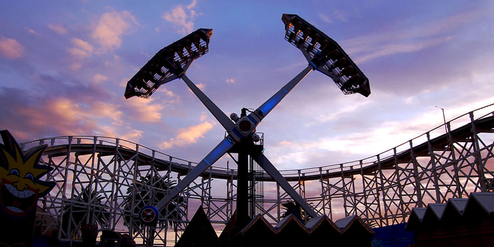 15 Luna Park Rides Melbourne For An Epic Thrilling Experience