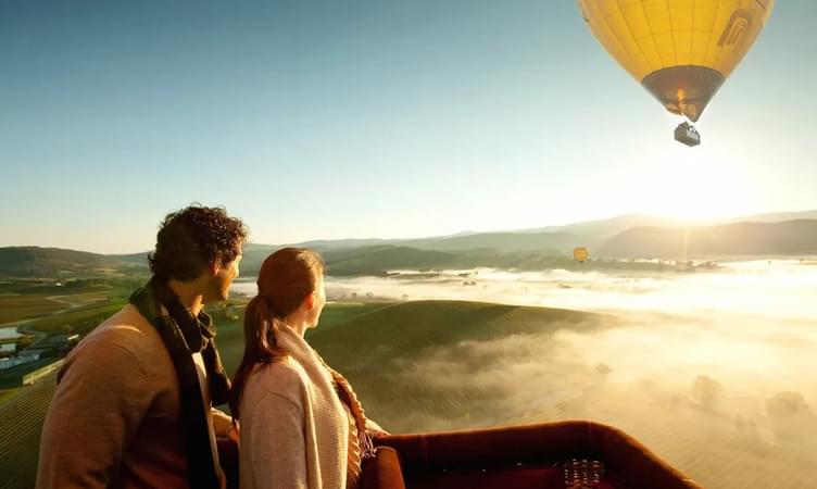 Experience One Glorious Hot Air Ballooning