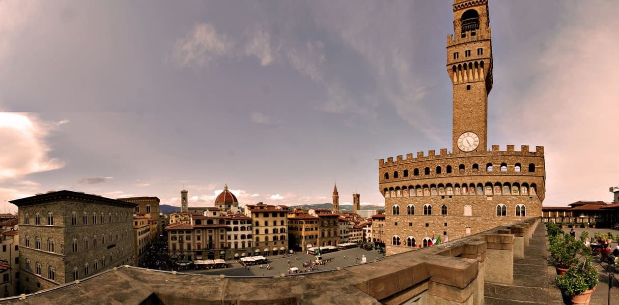 Stroll Around Palazzo Vecchio