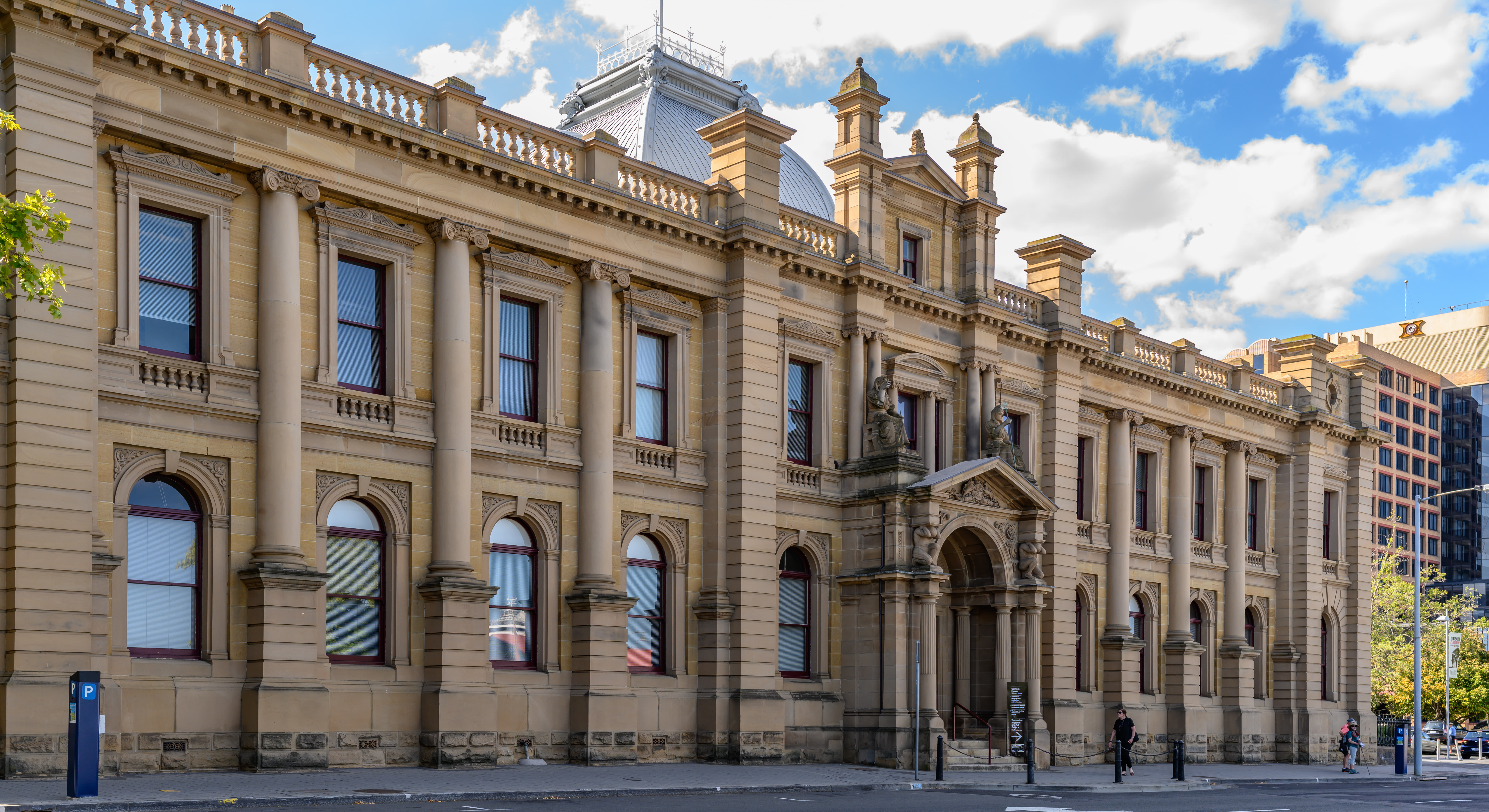 Explore The Tasmanian Museum and Art Gallery
