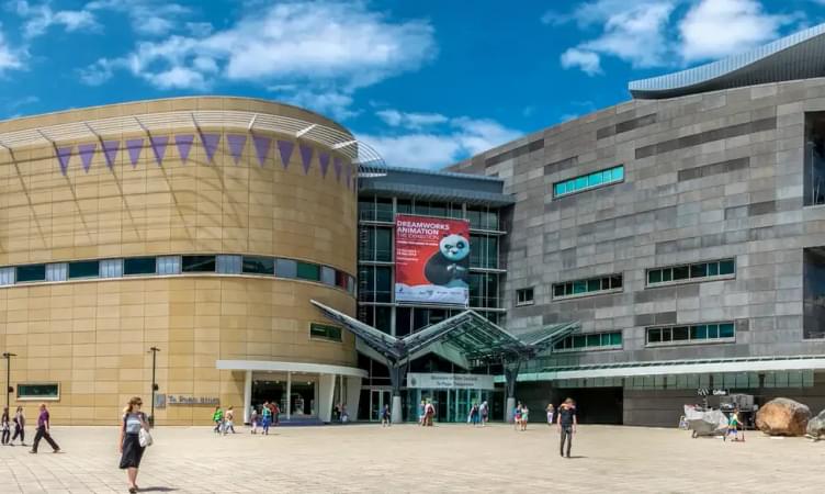 Check out Te Papa Museum