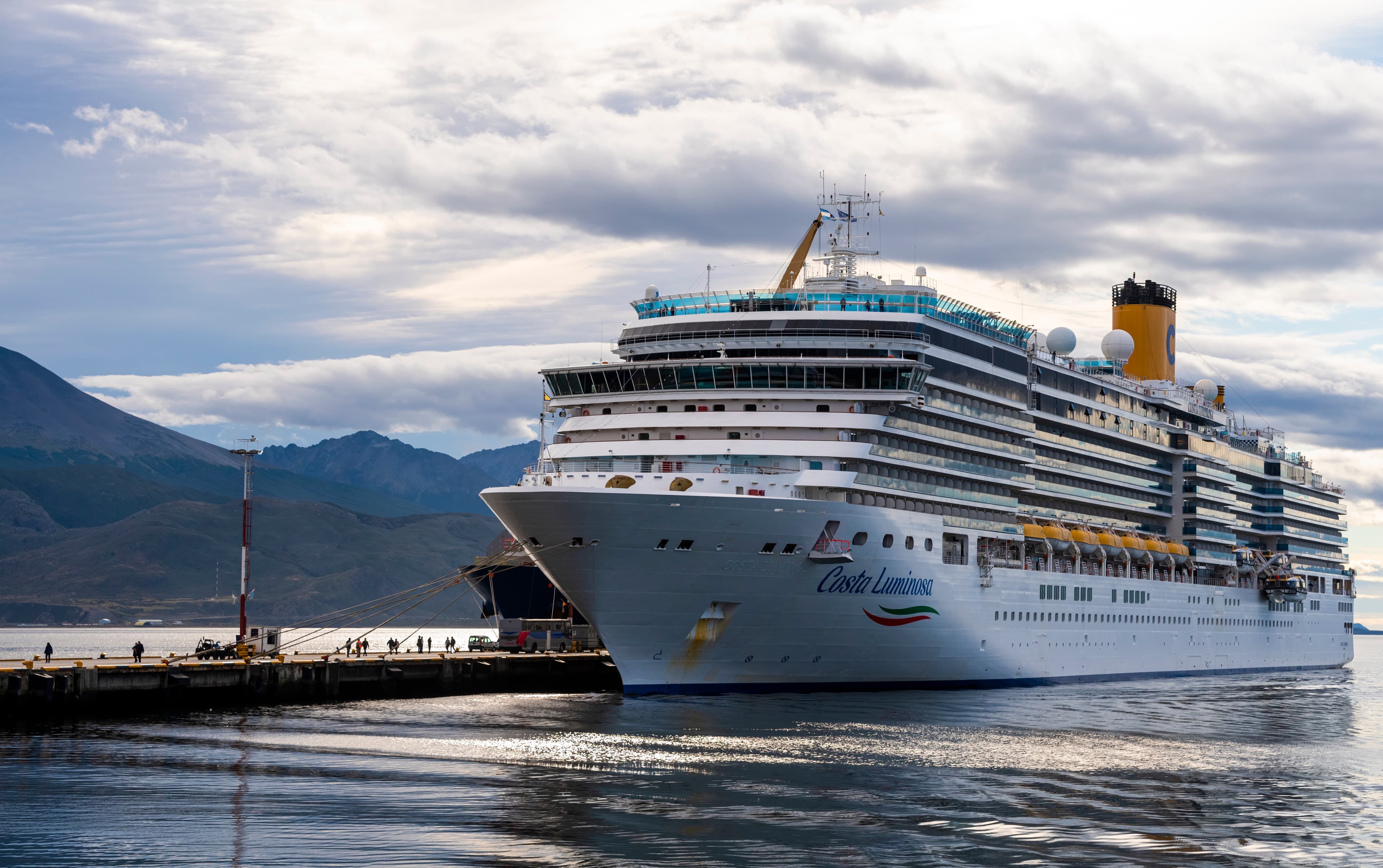 Mumbai - Goa - Mumbai