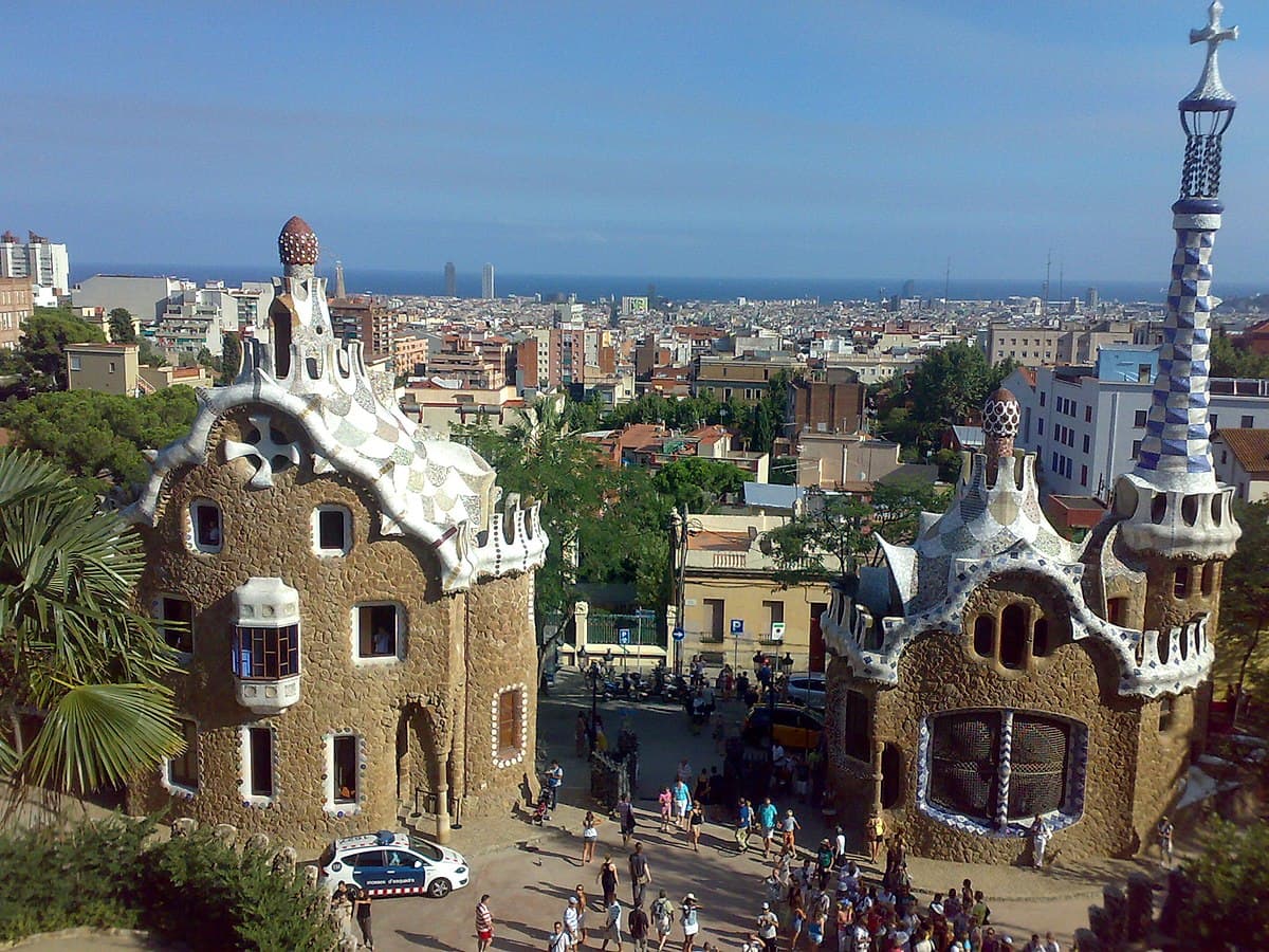 Visit Park Güell in Barcelona