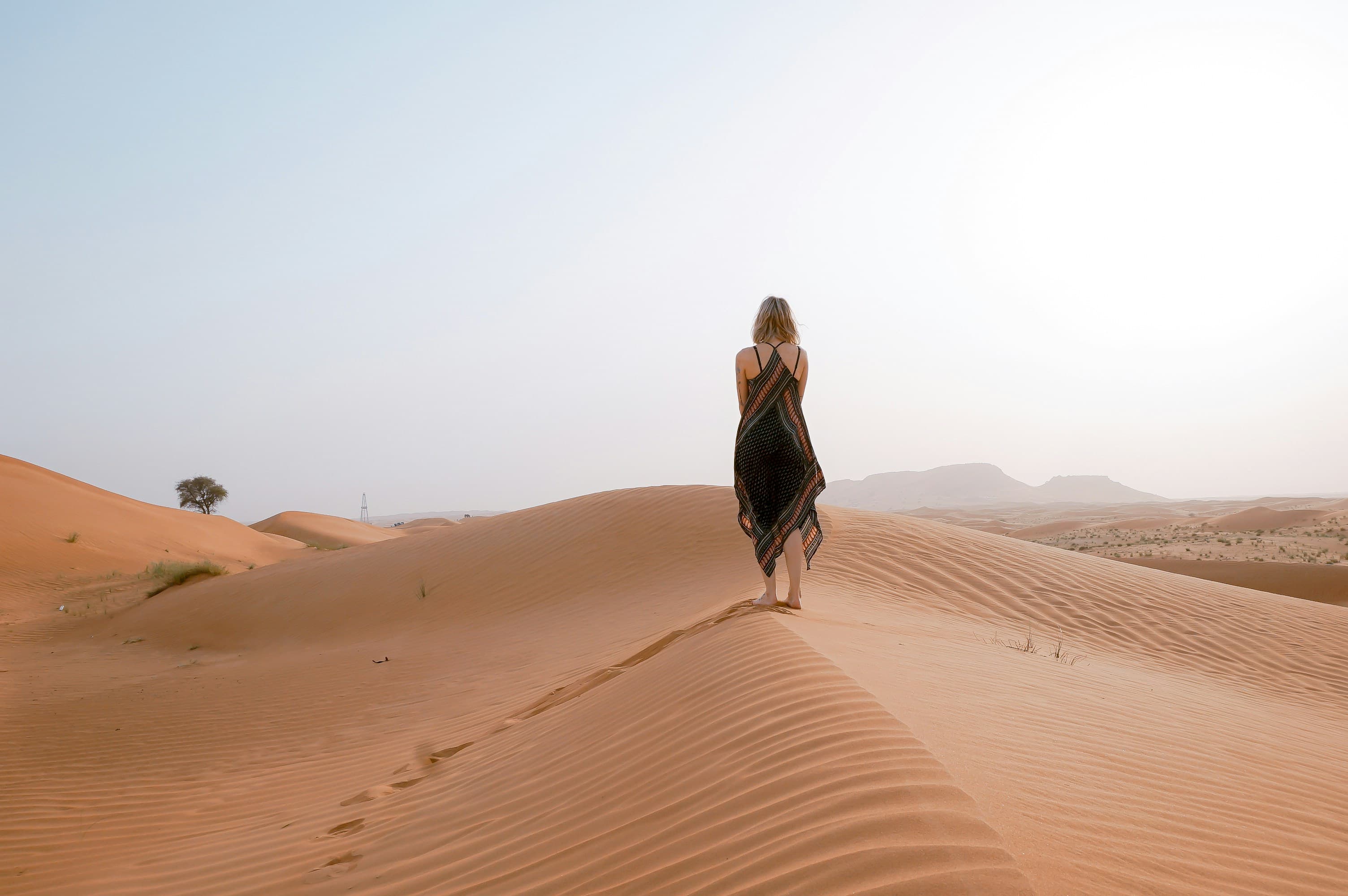 How to Dress in Dubai As a Tourist?
