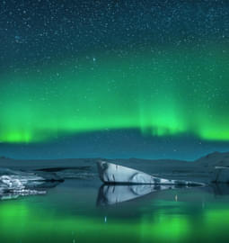 10 Places To See The Northern Lights In Europe !!