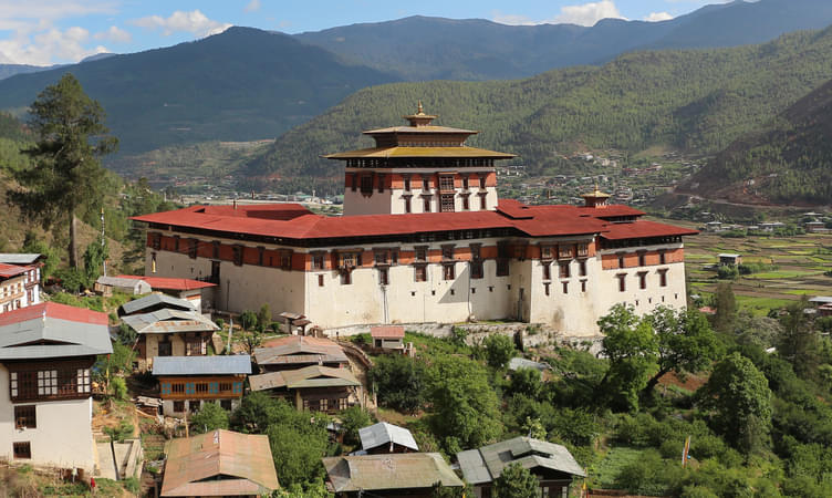Visit Rinpung Dzong