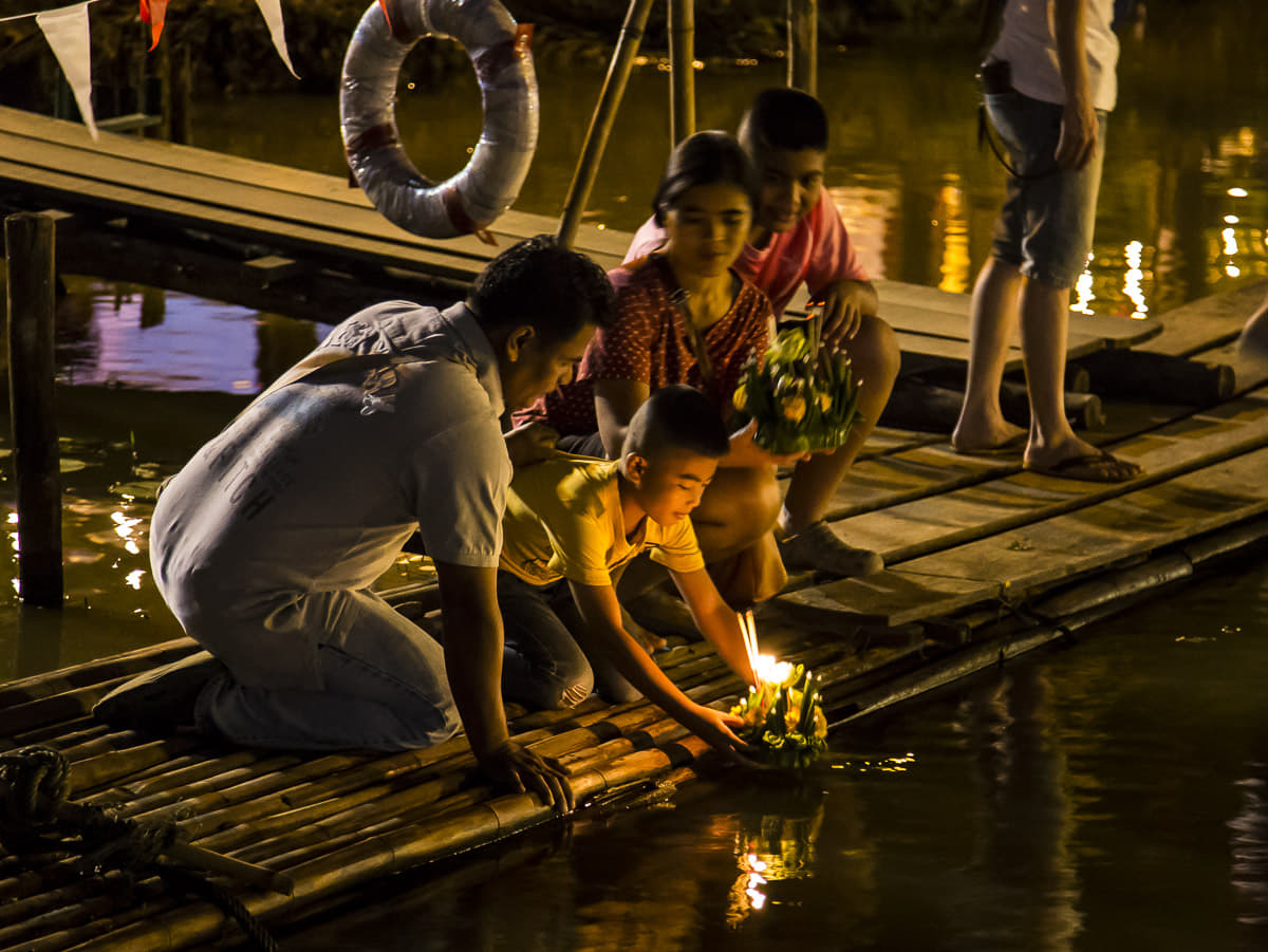 Loy Krathong