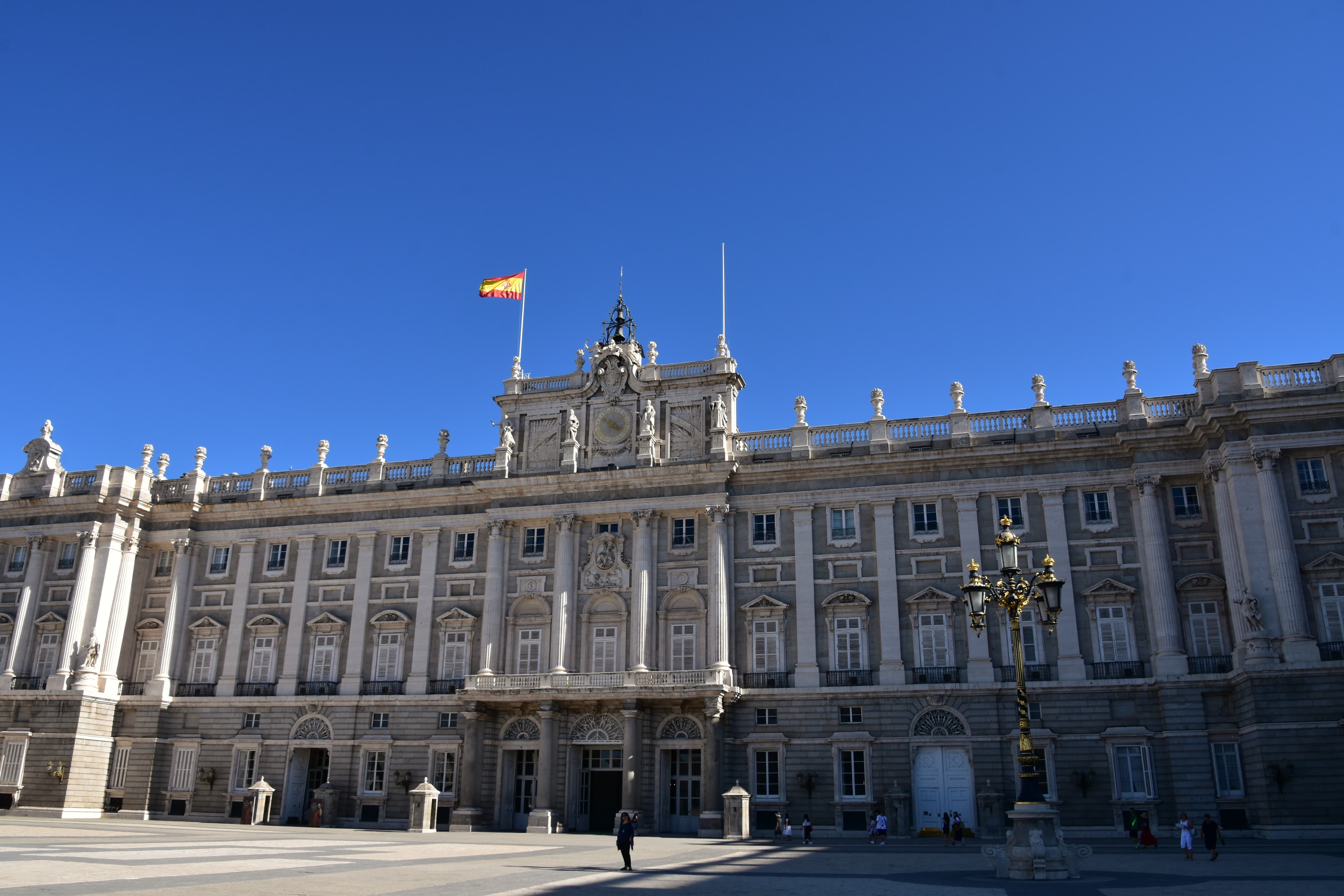 10 Royal Palace Of Madrid Facts That You Must Know!