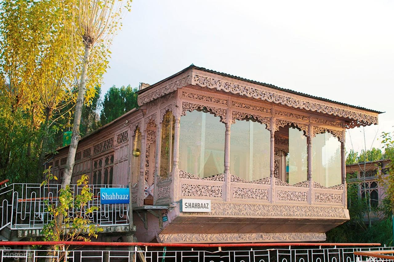 Shahbaaz Group Of Houseboats