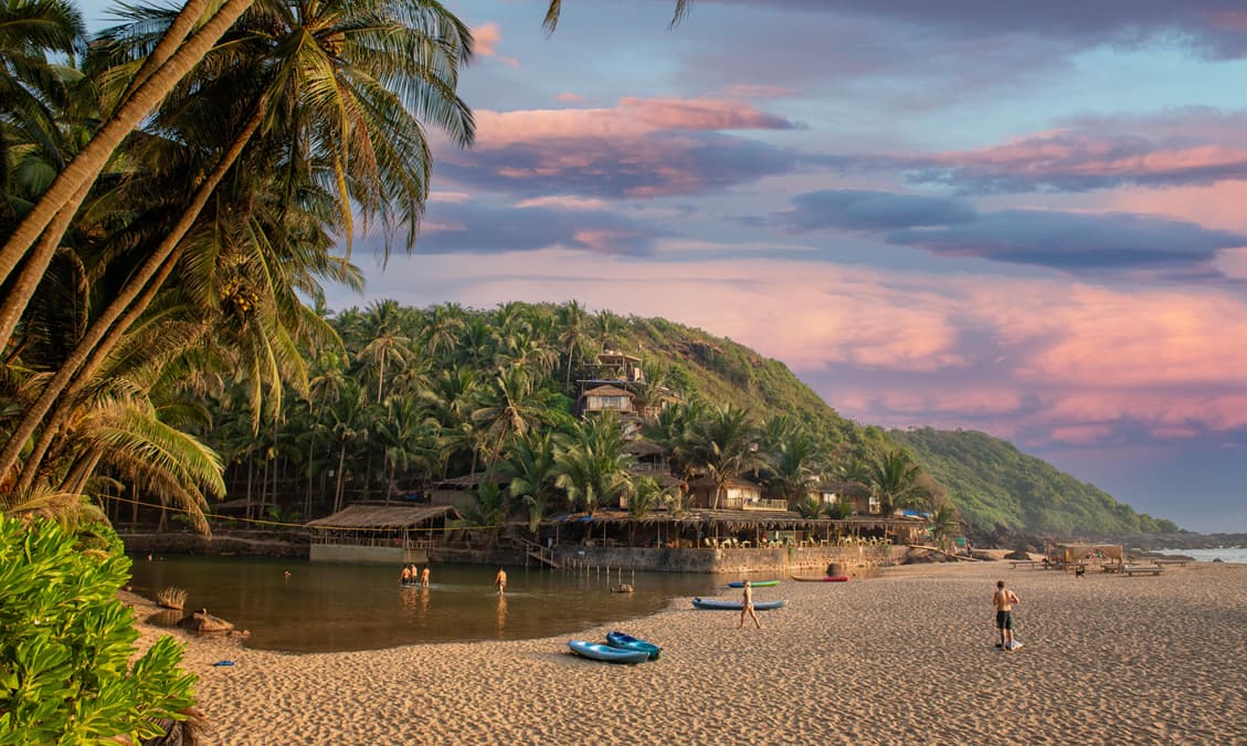 25 Places to Visit in India in May for A Summer Vacation